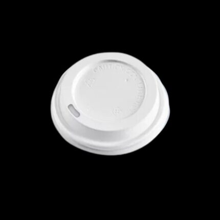 Dome plastic lid for cups